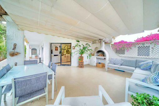 Apartamento con amplia terraza en la Milla de Oro de Marbella