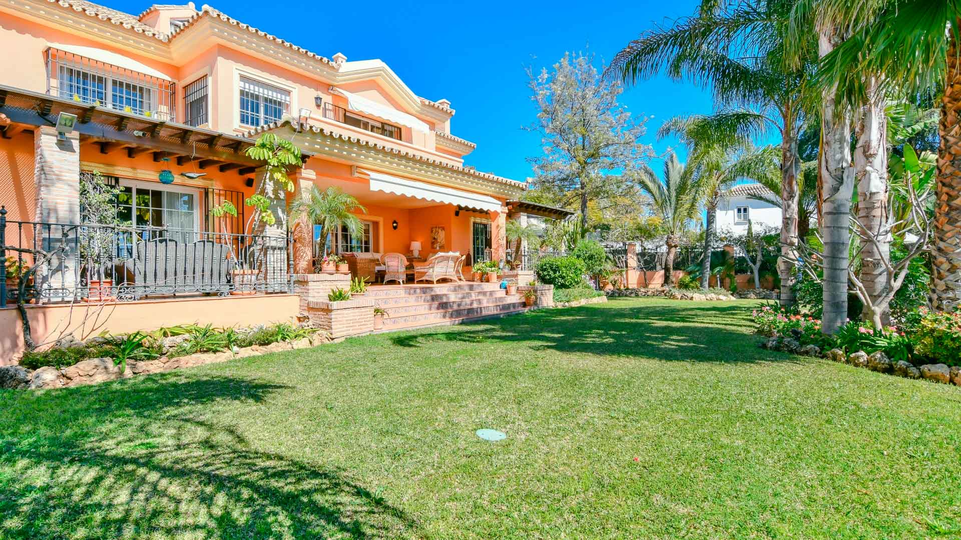 Villa en Huerta Belón, vivir en Marbella centro