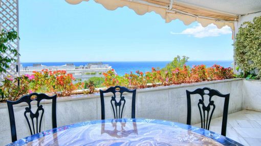 Apartment in Don Gonzalo with sea views, unfurnished