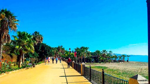 Paseo marítimo en la zona de Gran Ducado