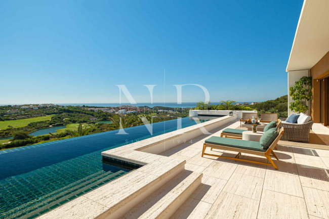 Villa en Finca Cortesín con vistas panorámicas al mar en Casares en venta