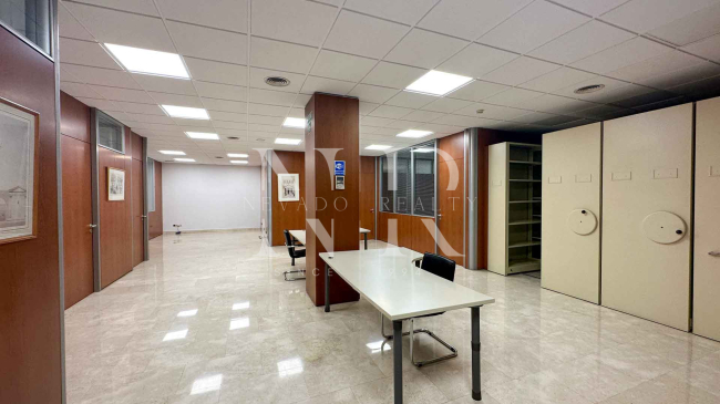  Office for rent in Marbella center