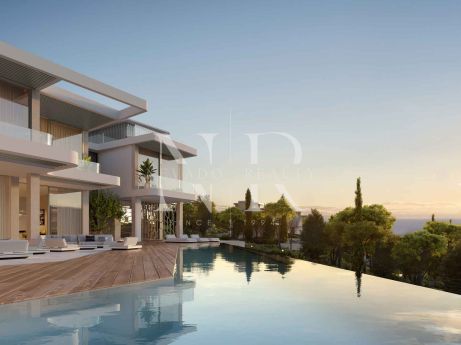 Villa in Benahavis with sea and golf views for sale