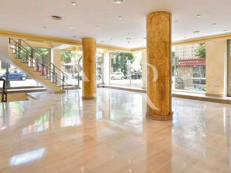 Local commercial dans l'Avenida Ricardo Soriano à Marbella Centre à vendre