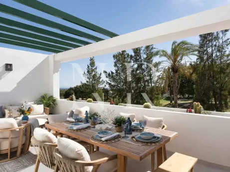 Completely refurbished frontline golf flat for sale in Terrazas de La Quinta