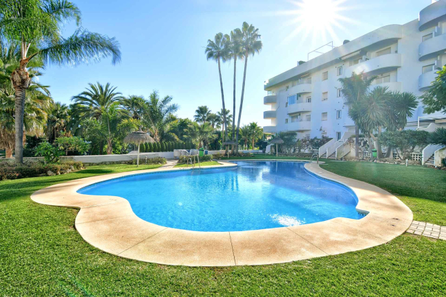 Apartamento en Marbella Real en alquiler