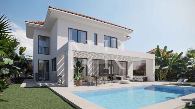 Development of new villas in Calahonda under construction for sale