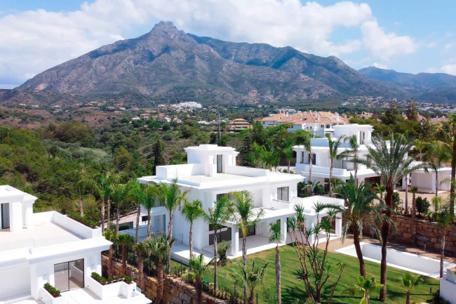 Promoción de villas nuevas en Lomas del Marbella Club